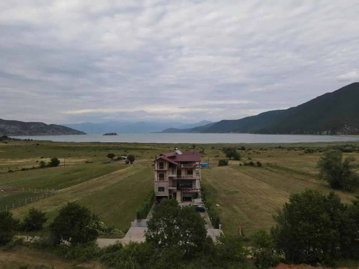 Hotel Restaurant Aleksander Korce 3*,  Albania